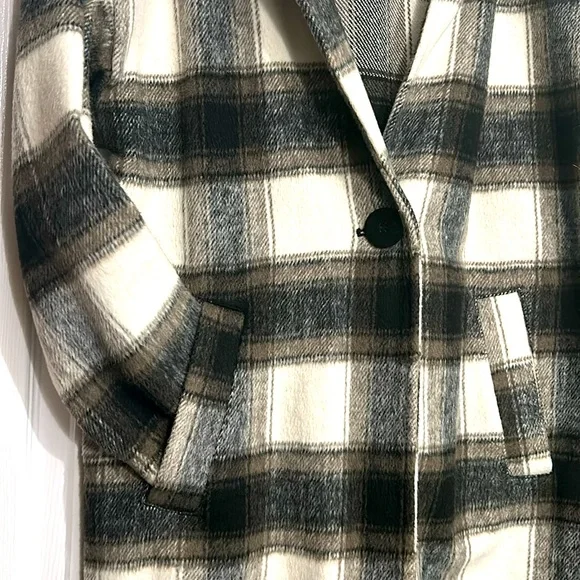 Long plaid transitional shacket - Picture 3 of 7